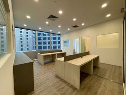 Robinson Square (D1), Office #553702971